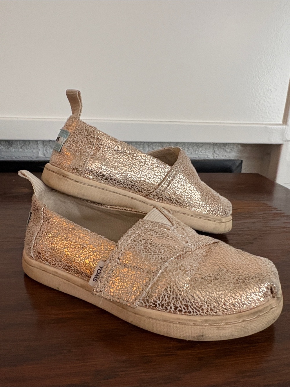 TOMS Alpargata Slip-On Sneaker Moccasin Size 8 Gold Metallic